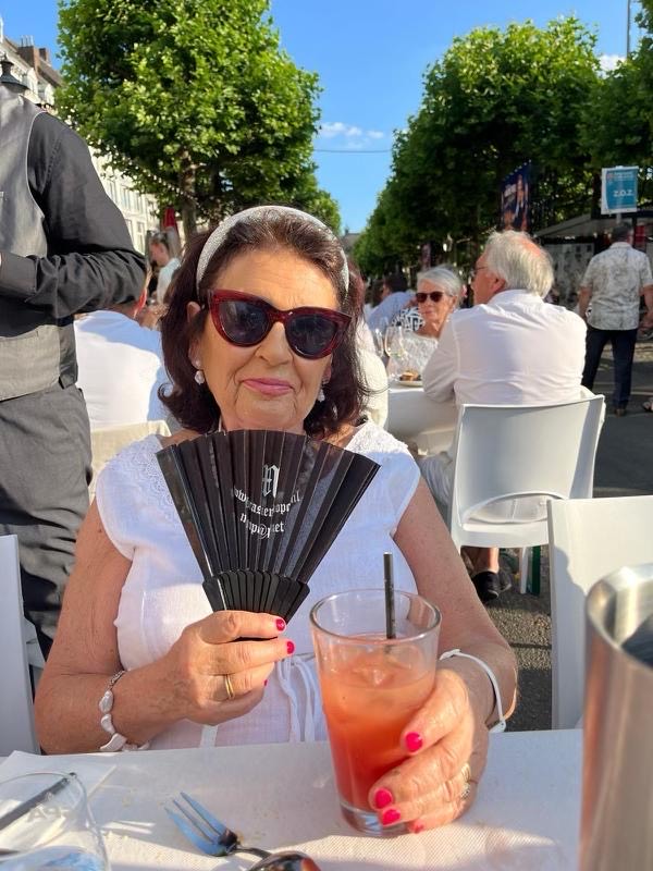 f2cc0357-efcb-4c03-a13d-53836408b5b8 (1)