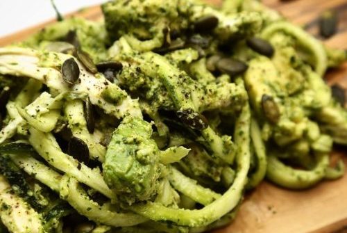 Courgetti_with_chicken_and_pesto