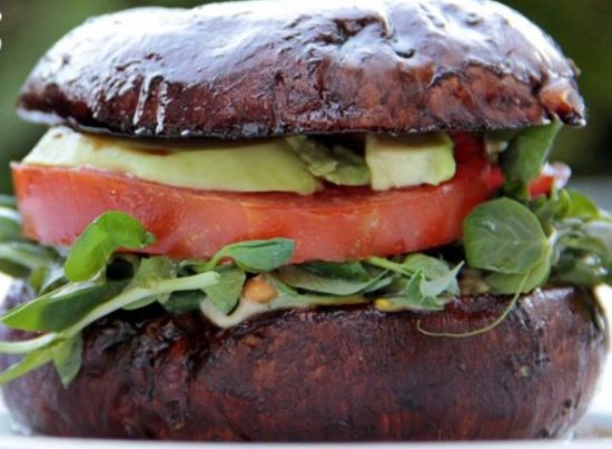 Vegetarian_recipe_for_mushroom_burgers
