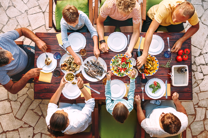 How Eating At The Table Could Help You Lose Weight