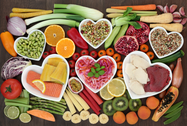 5 Life Hacks To Make Food Your Friend, Not Your Enemy